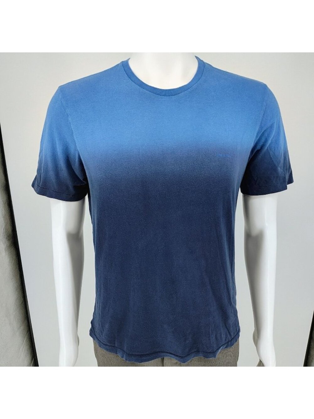 Prada Men's Crew Neck Blue Gradient Short-Sleeve T-Shirt (Small)